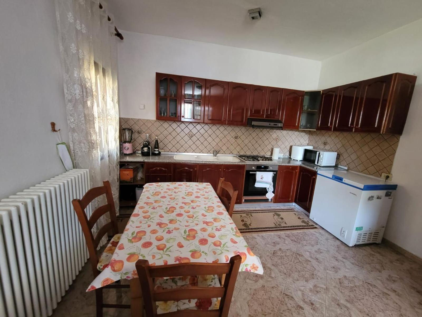 Private On A Shared Near Homestay *