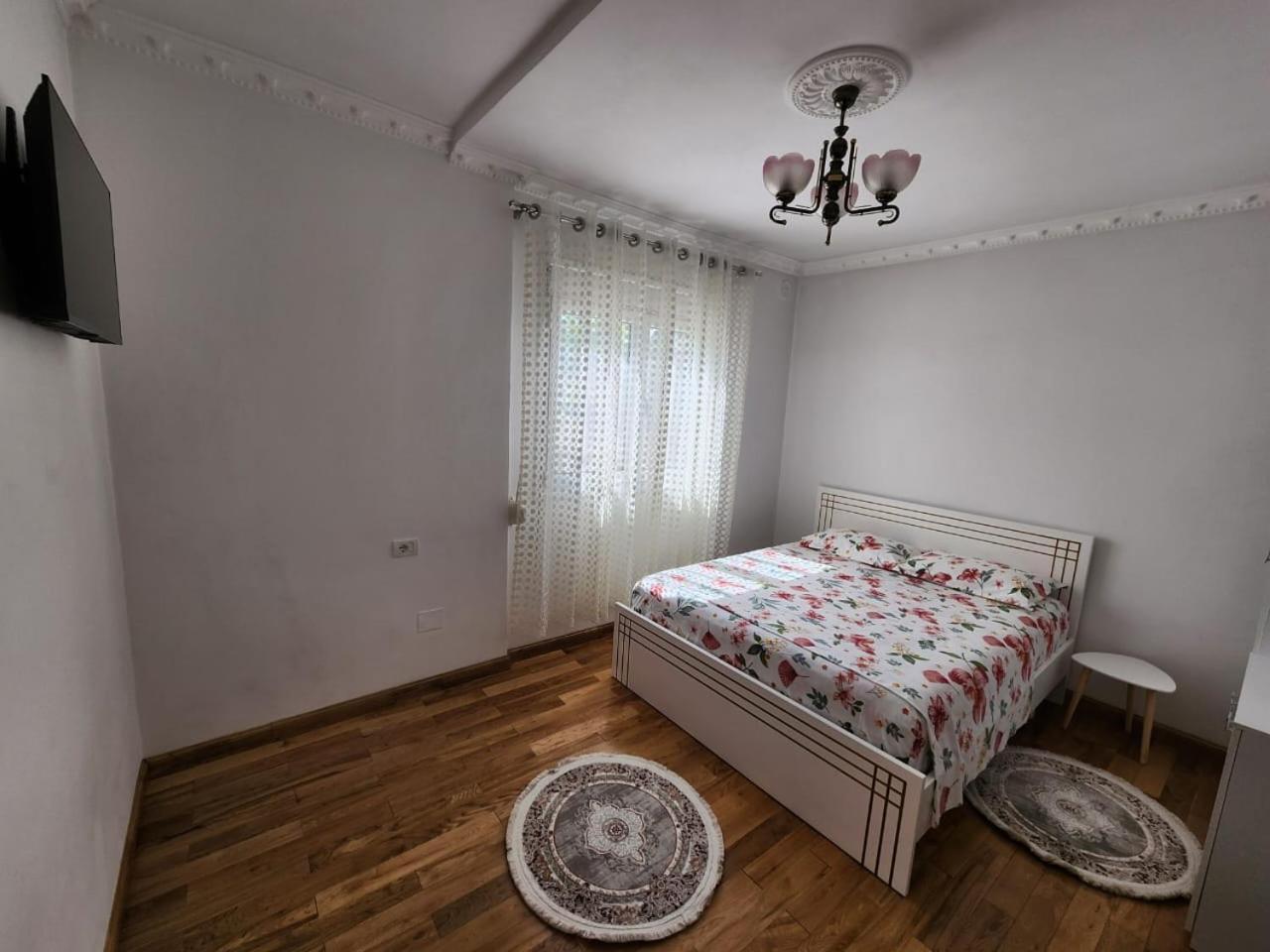 Homestay Private On A Shared Near